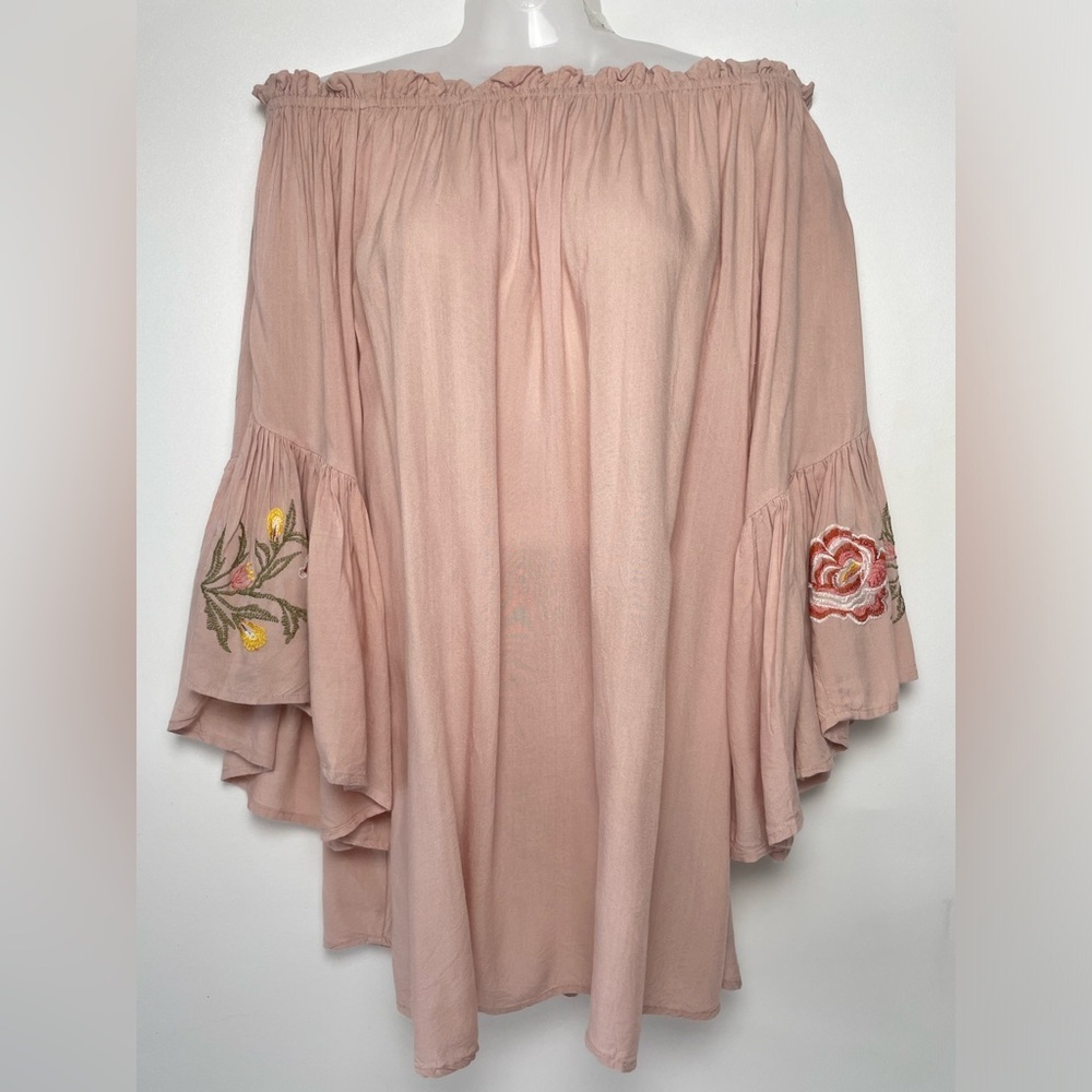FEATHERS Dusty Rose Boho Peasant Embroidered Floral Off Shoulder Blouse Top Sz M